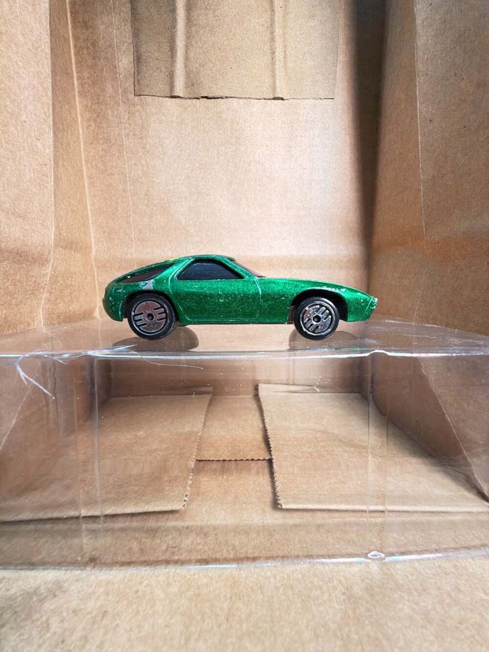 Hot Wheels Porsche 928 Green Diecast Toy Car